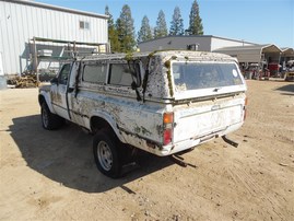 1983 TOYOTA PICK UP 2.4 MT 4X4 Z20955